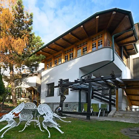 Panoramic Castle Suite With Free Private Parking Bratislava Exterior photo